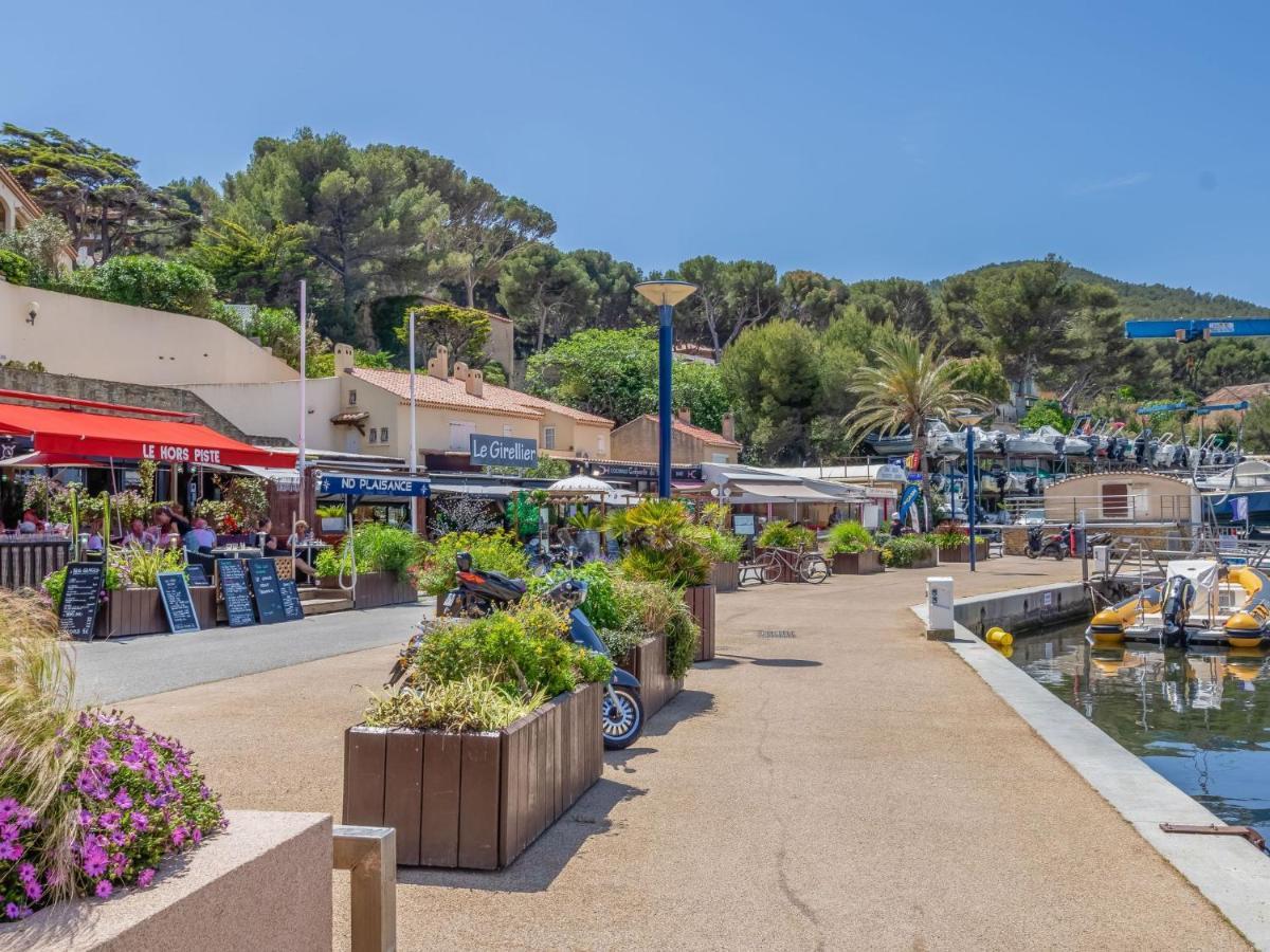 Studio Chateau De La Madrague-8 By Interhome Saint-Cyr-sur-Mer Esterno foto